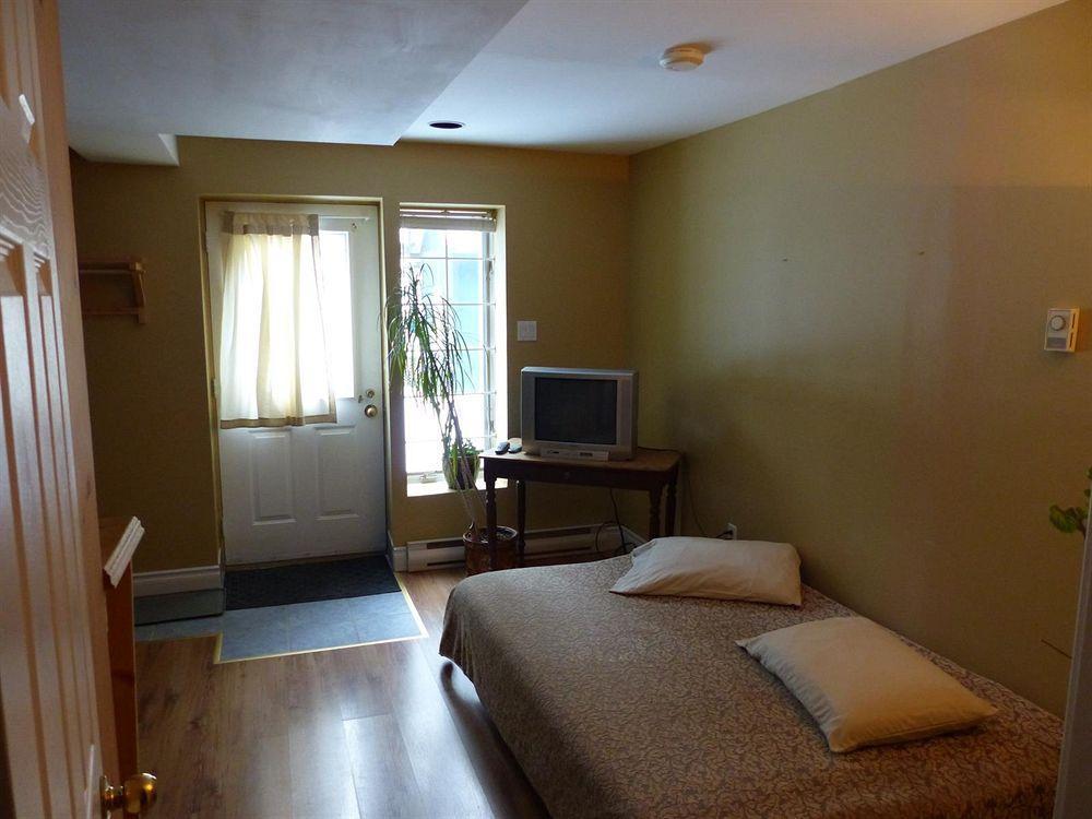 Gite Le Roupillon B&B Mont-Tremblant Ngoại thất bức ảnh