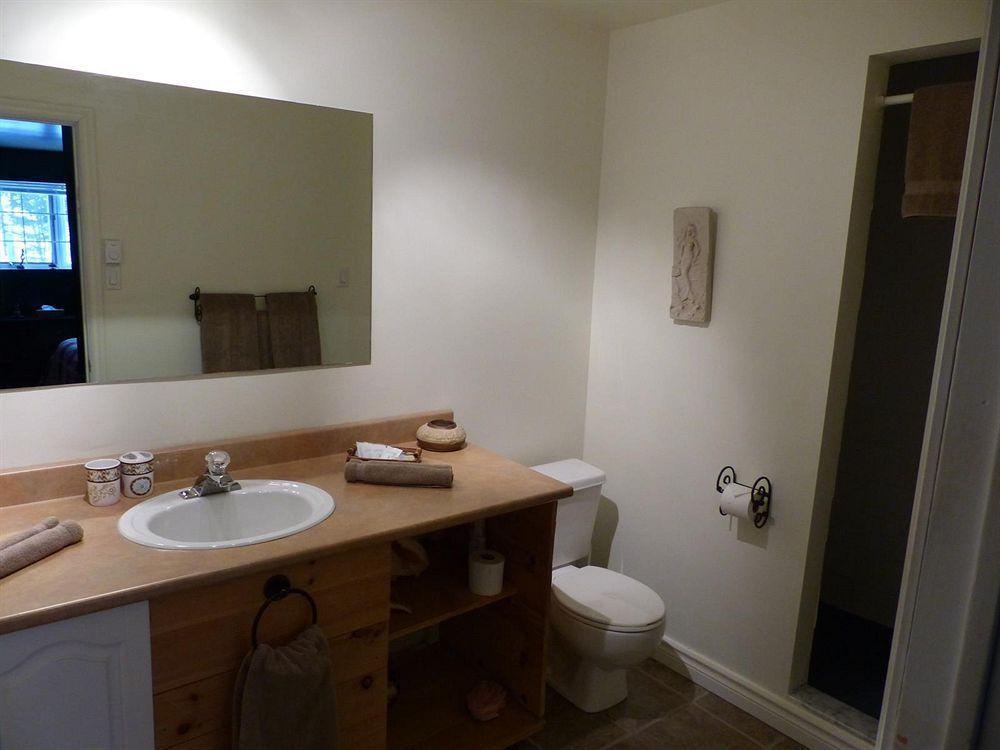 Gite Le Roupillon B&B Mont-Tremblant Ngoại thất bức ảnh